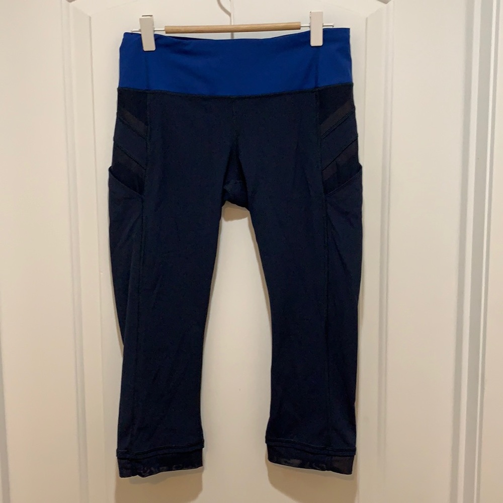 Lululemon Illumina crop inkwell and rugged blue